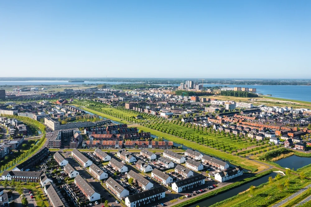 Dit is een foto van het werkgebied in Lelystad waar Schilder Service Lelystad werkzaam is.